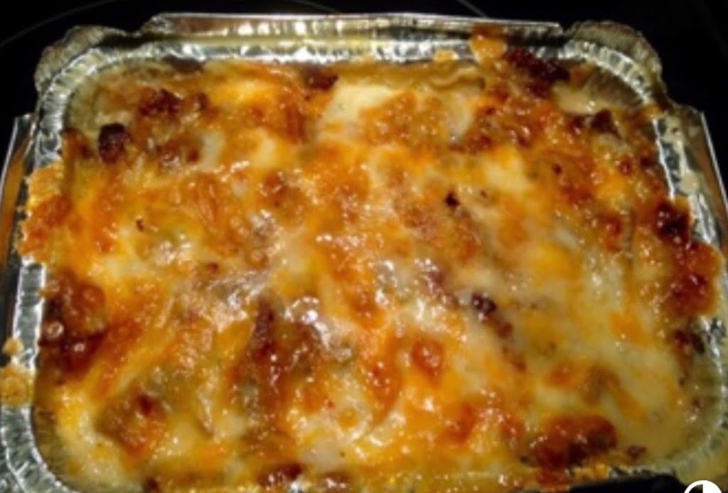 Avon Valley Pizza AKA Falmouth Pizza | 129 Falmouth Back Rd, Falmouth, NS B0P 1L0, Canada | Phone: (902) 798-5555