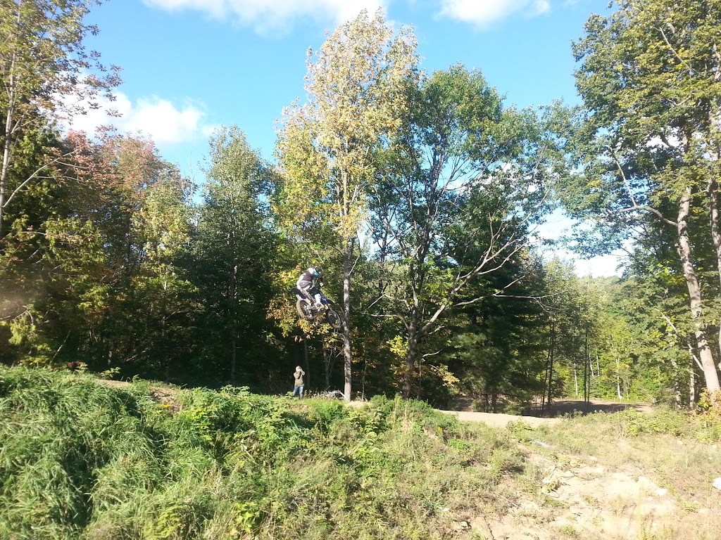 Kennelly Mountain Motocross Track | 870 Kennelly Mountain Rd, Renfrew, ON K7V 3Z7, Canada | Phone: (613) 407-4102