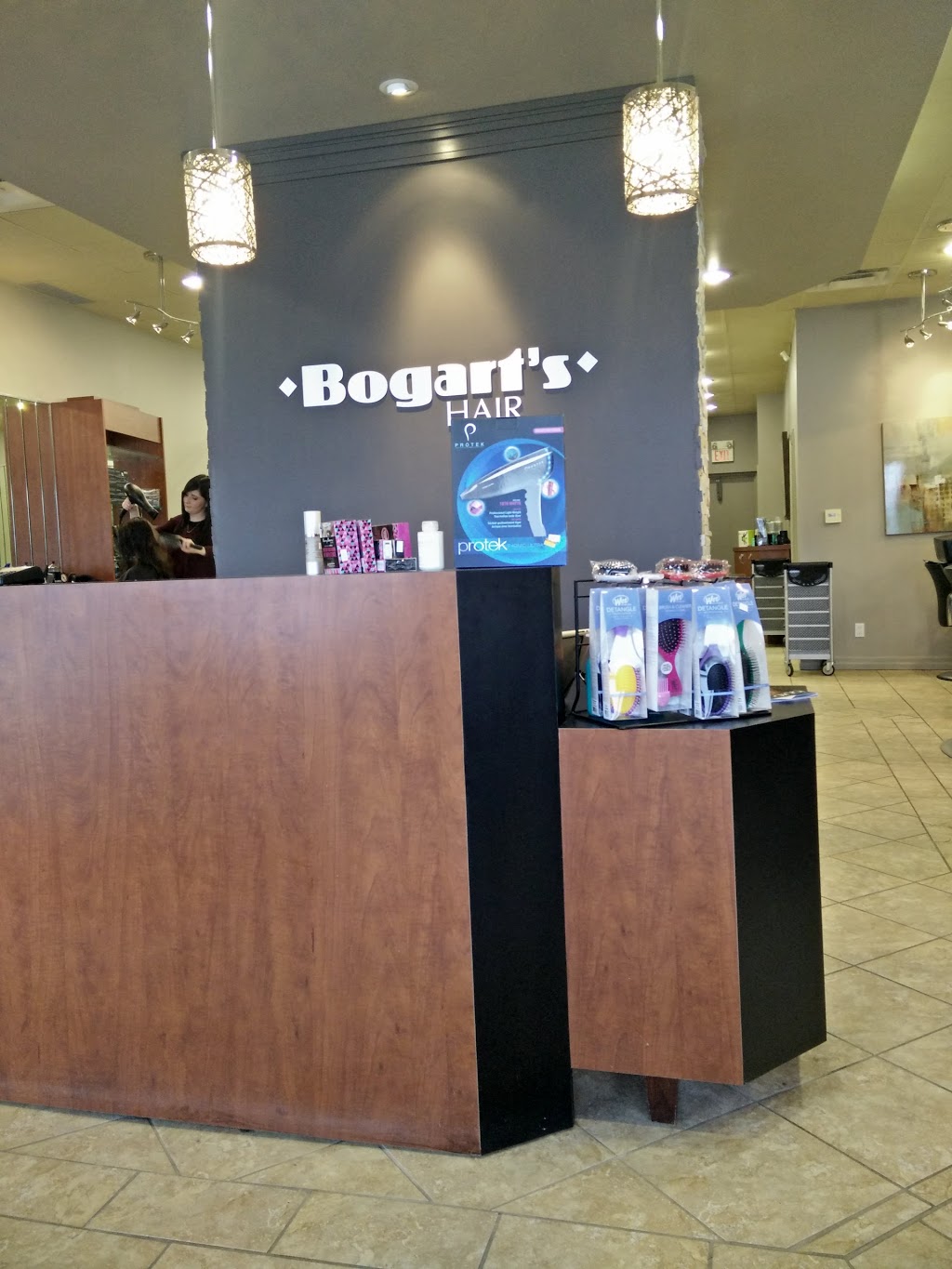 Bogarts Hair Salon | Modern Barbershop | Eastbridge Plaza, 370 Eastbridge Blvd, Waterloo, ON N2K 4P1, Canada | Phone: (519) 747-7799