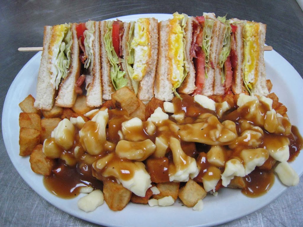 Resto Club Fruité | 2569 Chemin des Écossais, Sherbrooke, QC J1C 0J5, Canada | Phone: (819) 565-4147