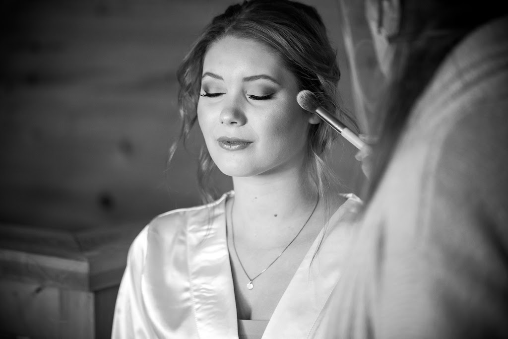 Hair and Makeup Ottawa by Corrie Elle | 1004 Beryl Private, Gloucester, ON K1V 2M4, Canada | Phone: (613) 621-3553