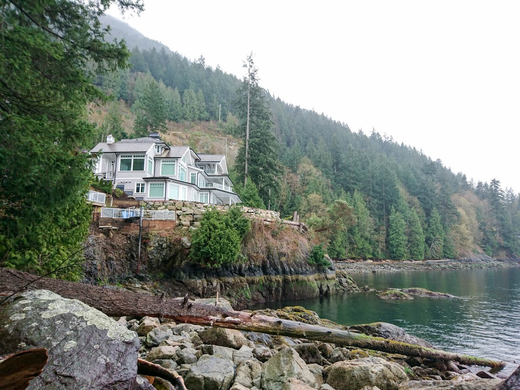 Citrus Park | 8480 Citrus Wynd, West Vancouver, BC V7W 3H1, Canada