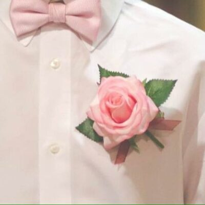 Bridal Bouquets by Helen | 34 Jolette Ave, Azilda, ON P0M 1B0, Canada | Phone: (705) 923-7407
