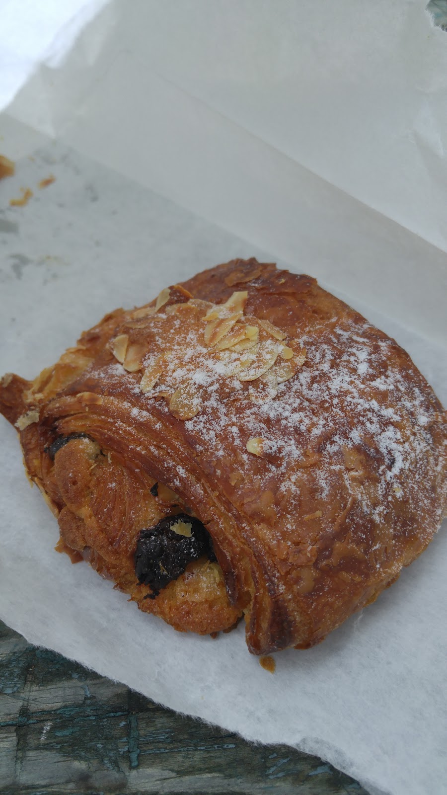 Boulangerie Levain no.5 | 145 Boulevard Saint-Joseph #20, Saint-Jean-sur-Richelieu, QC J3B 1W5, Canada | Phone: (450) 349-2055
