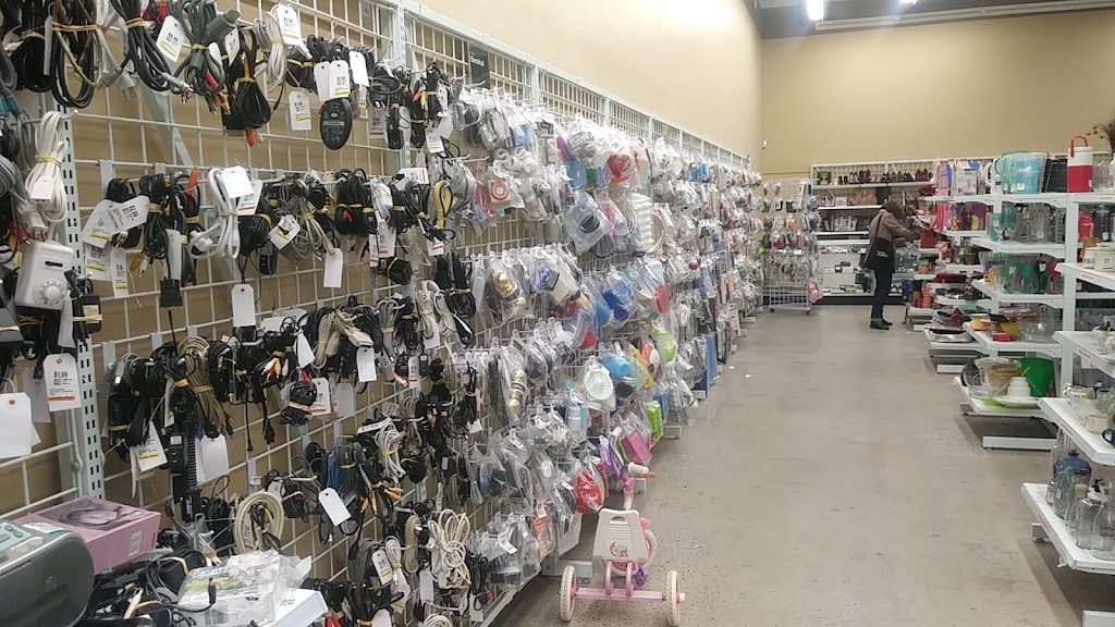 Value Village | 10620 Yonge St, Richmond Hill, ON L4C 3C8, Canada | Phone: (905) 737-7444