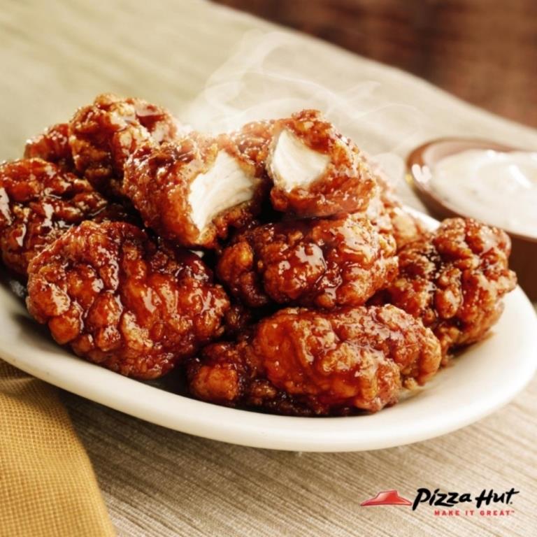 Pizza Hut | 9718 153rdAvenue, Edmonton, AB T5X 5V2, Canada | Phone: (780) 448-2730