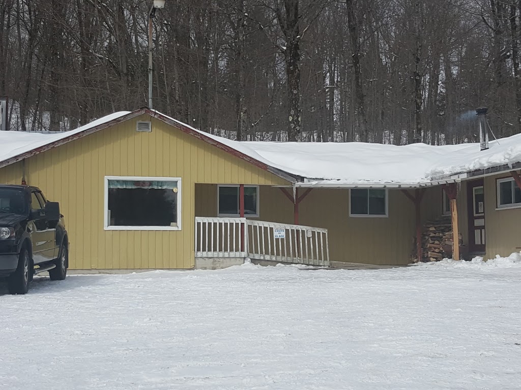 Cabane a sucre Suzanne Roberge | 2915 Ch des Cascades, Saint-Damien, QC J0K 2E0, Canada | Phone: (450) 835-2410