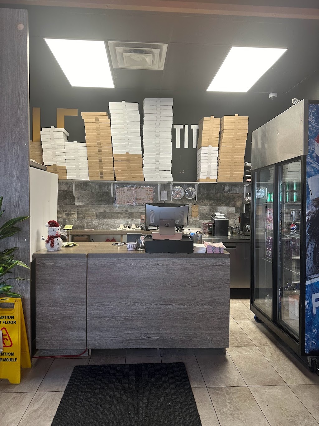 Restaurant Lanoraie | 78 Chem. de Joliette, Lanoraie, QC J0K 1E0, Canada | Phone: (450) 887-1222