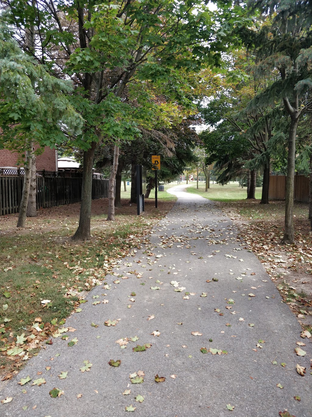 Heritage Hills Park | 324 Winfield Terrace, Mississauga, ON L5R 1N5, Canada