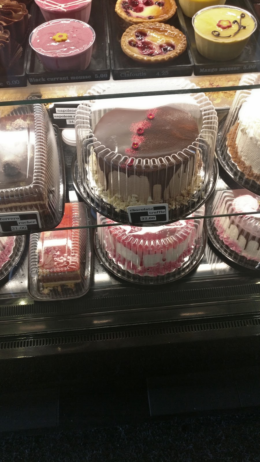 Victoria K Cakes | 24-1450 Clark Ave W, Thornhill, ON L4J 7K2, Canada | Phone: (416) 907-9257