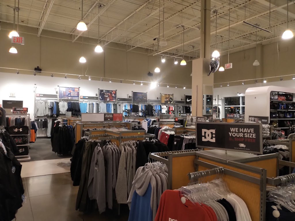Sport Chek Fairway Best Mall | 655 Fairway Rd S, Kitchener, ON N2C 1X4, Canada | Phone: (519) 896-2310
