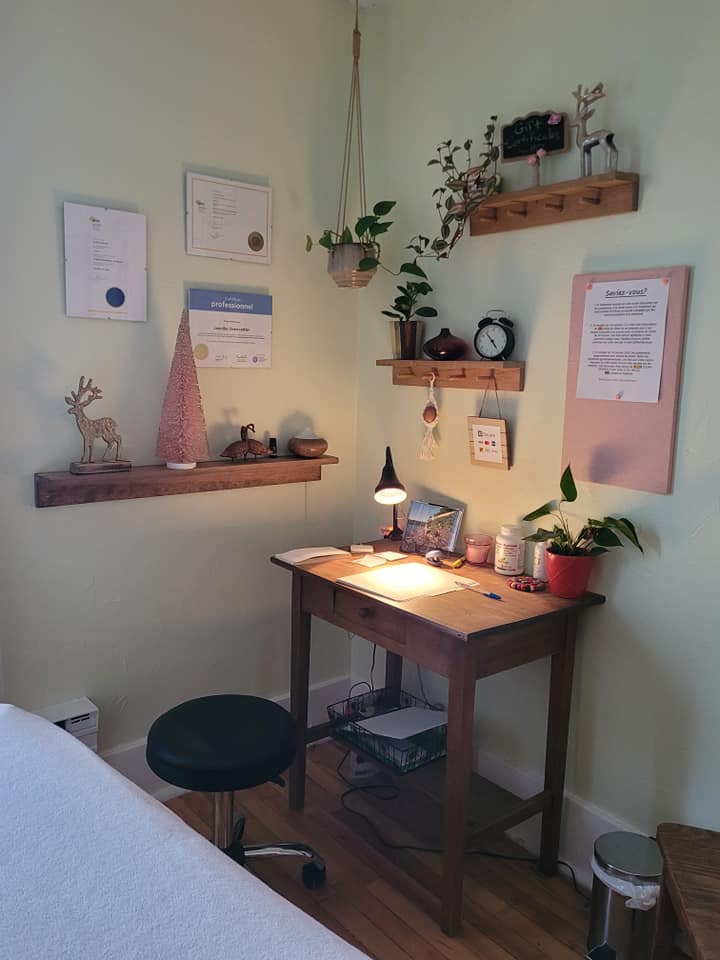 Jennifer Sanscartier Massothérapeute - Massage Therapist | 239 Rue Queen, Sherbrooke, QC J1M 1K5, Canada | Phone: (819) 588-1576