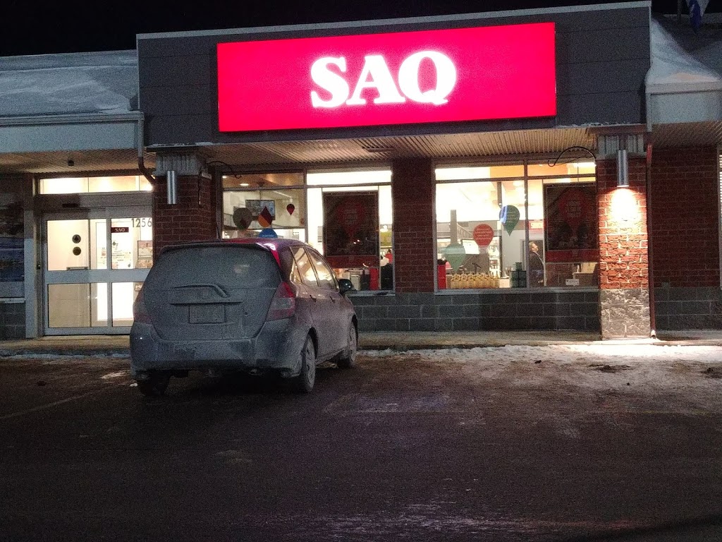 SAQ | 1256 Rue du Pont, Saint-Lambert-de-Lauzon, QC G0S 2W0, Canada | Phone: (418) 889-2751