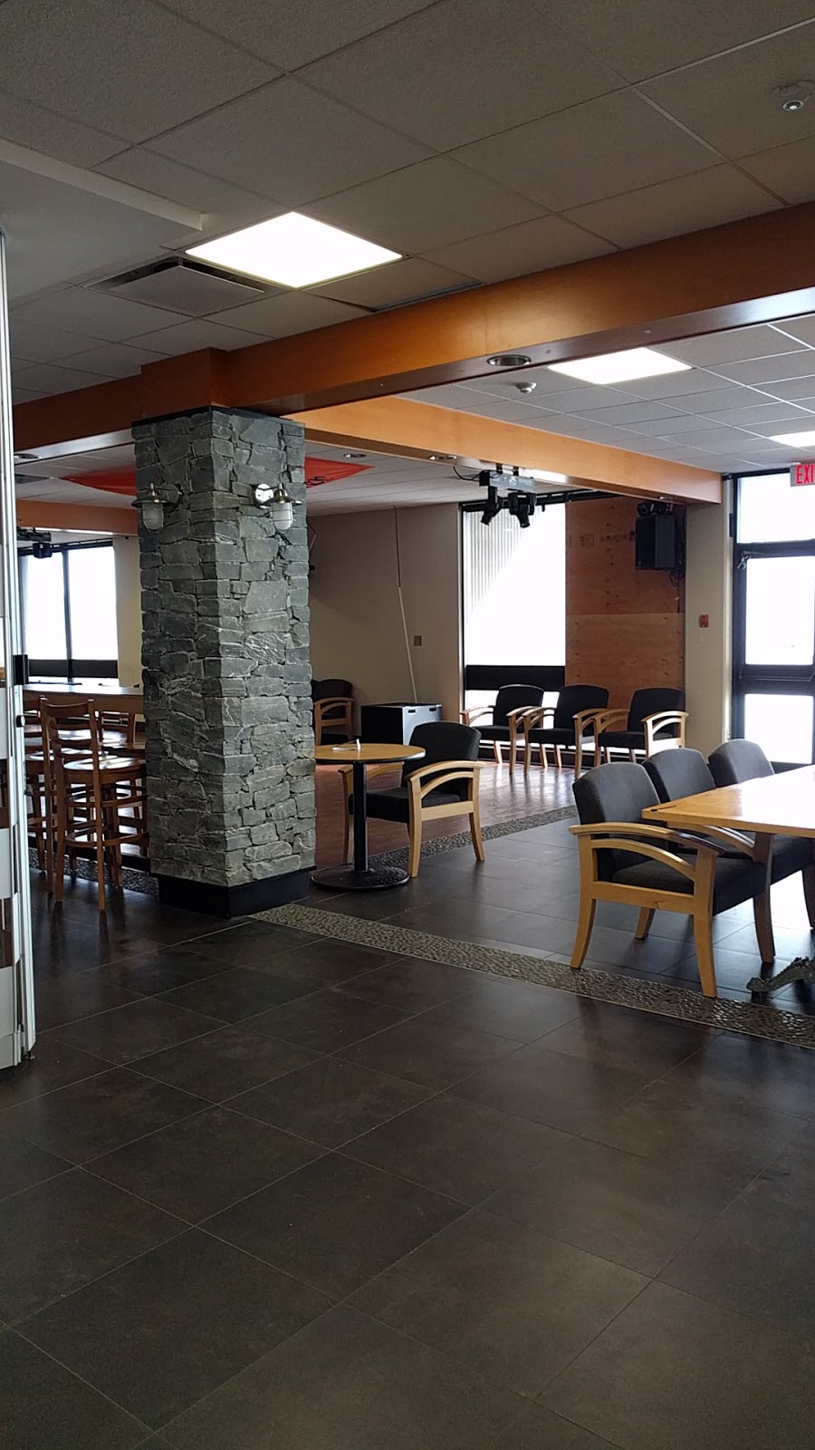 Pacific Fleet Club | 1587 Lyall St, Victoria, BC V9A 7N2, Canada | Phone: (250) 363-3918