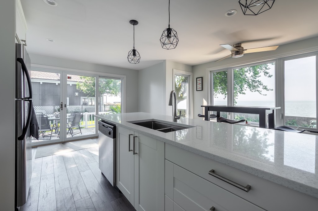 That Place By The Lake | 347 Lakeside Dr, Amherstburg, ON N0R 1G0, Canada | Phone: (519) 818-6321