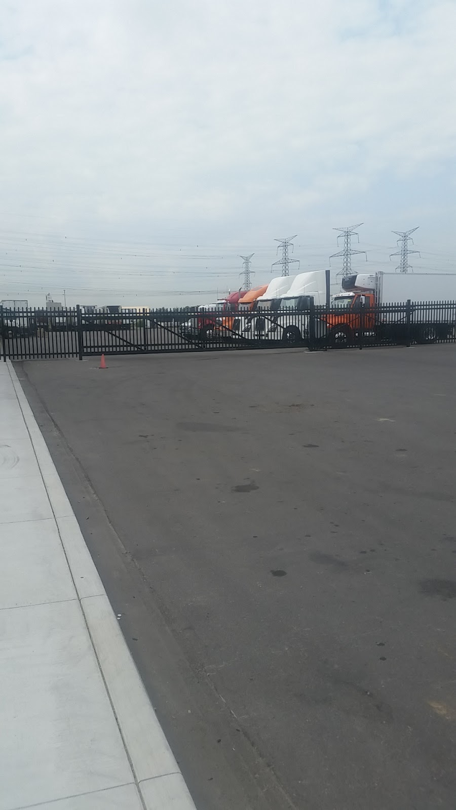 Reefer Sales & Service | 750 Intermodal Dr, Brampton, ON L6T 0B5, Canada | Phone: (905) 795-0234