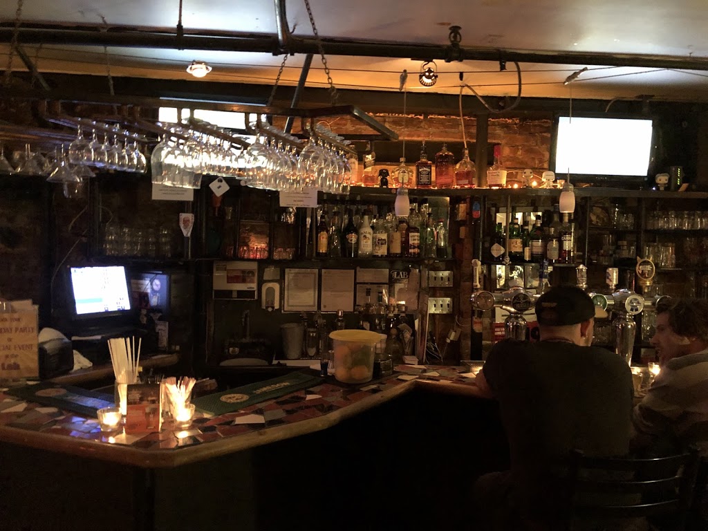 The Lab (Labyrinth Lounge) | 298 Brunswick Ave, Toronto, ON M5S 2M7, Canada | Phone: (416) 925-7775