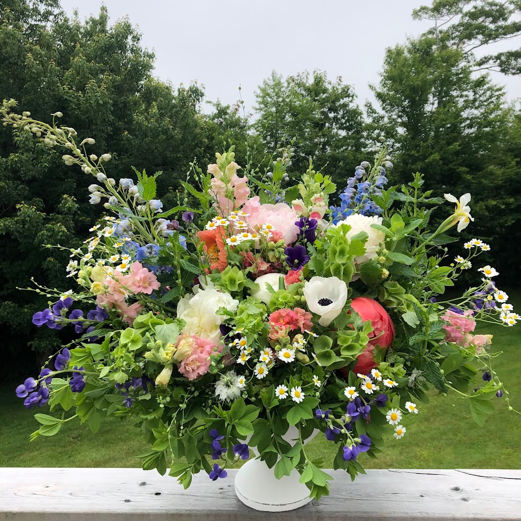 Two Blooms Flower Farm | 31 Gary Rd, Steeves Mountain, NB E1G 0S9, Canada | Phone: (506) 380-1170