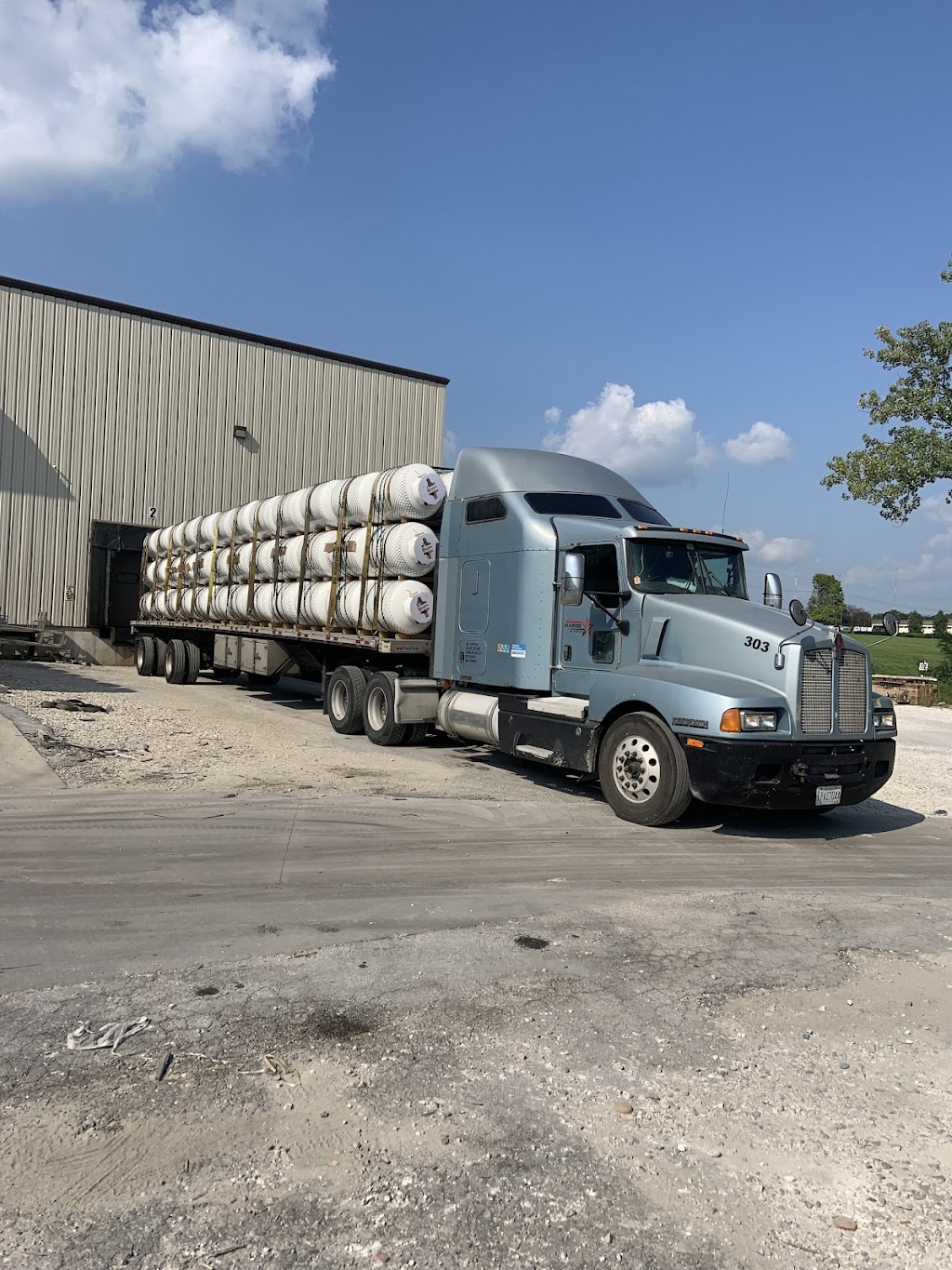 Starride Transport Limited | 14 Nixon Rd, Bolton, ON L7E 1K3, Canada | Phone: (416) 303-6916