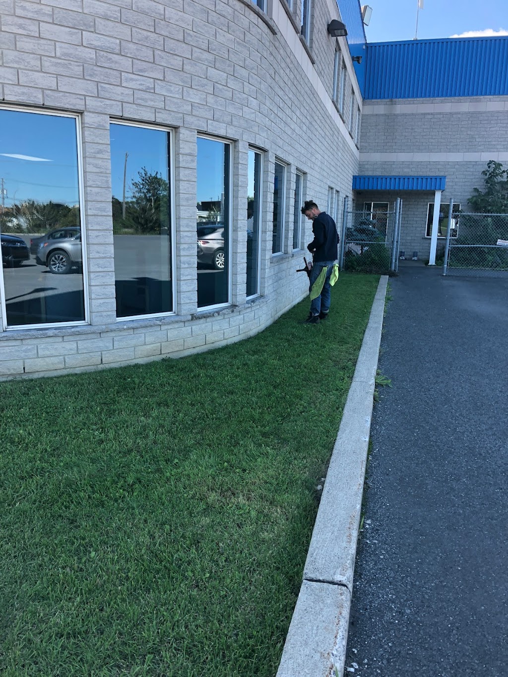 Lavage ladouceur | 260 Rue de Jupiter, Châteauguay, QC J6K 0E4, Canada | Phone: (438) 350-0660