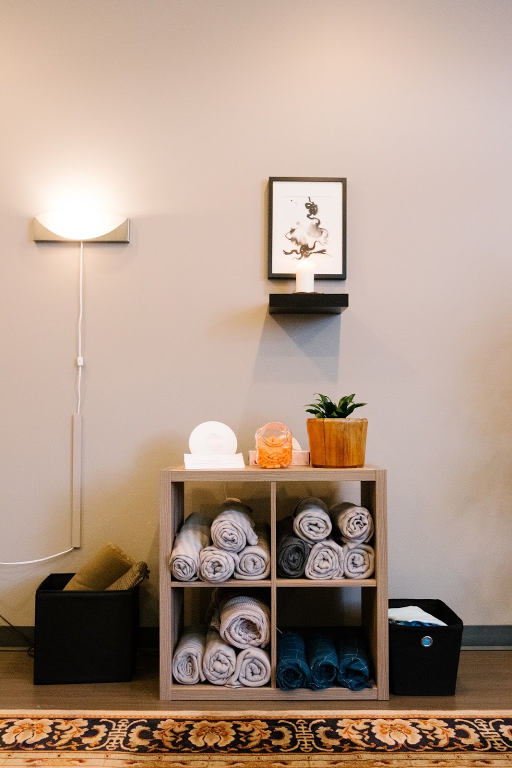 Stillpoint Community Acupuncture Clinic | 3212 Jacklin Rd #102, Victoria, BC V9B 0J5, Canada | Phone: (250) 590-7818