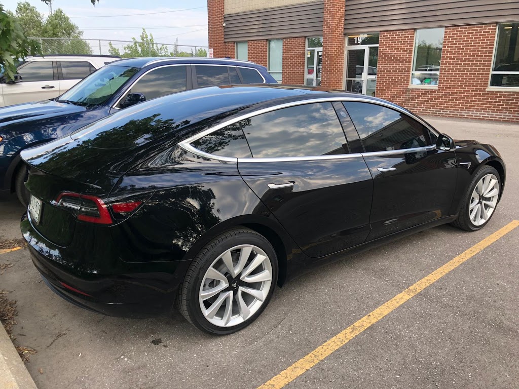 Auto Boss Vaughan | 115 Bowes Rd #20, Concord, ON L4K 1H7, Canada | Phone: (647) 554-2677
