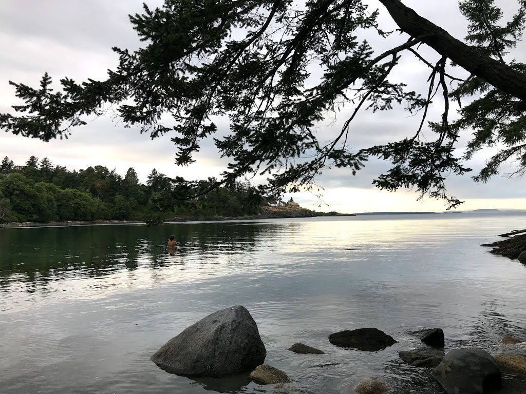 Hollydene Park | 4001 Hollydene Pl, Victoria, BC V8N 3Z8, Canada | Phone: (250) 475-5522