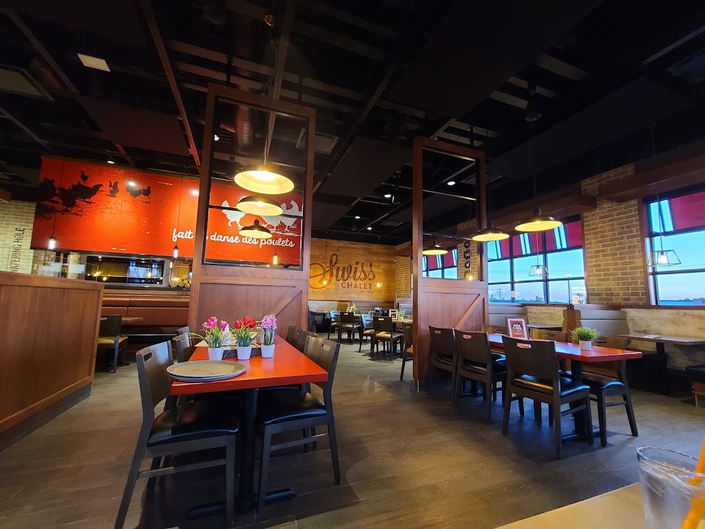Swiss Chalet | 80 Champlain St, Dieppe, NB E1A 1N3, Canada | Phone: (506) 859-8608