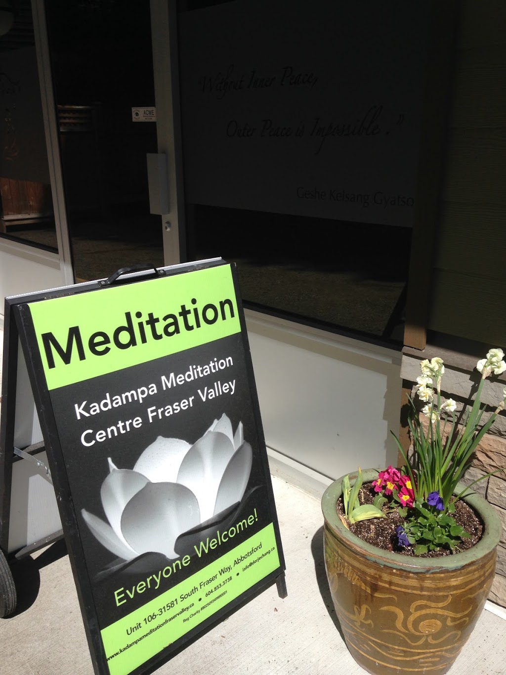 Kadampa Meditation Centre Fraser Valley | 31581 S Fraser Way #106, Abbotsford, BC V2T 1T8, Canada | Phone: (604) 853-3738