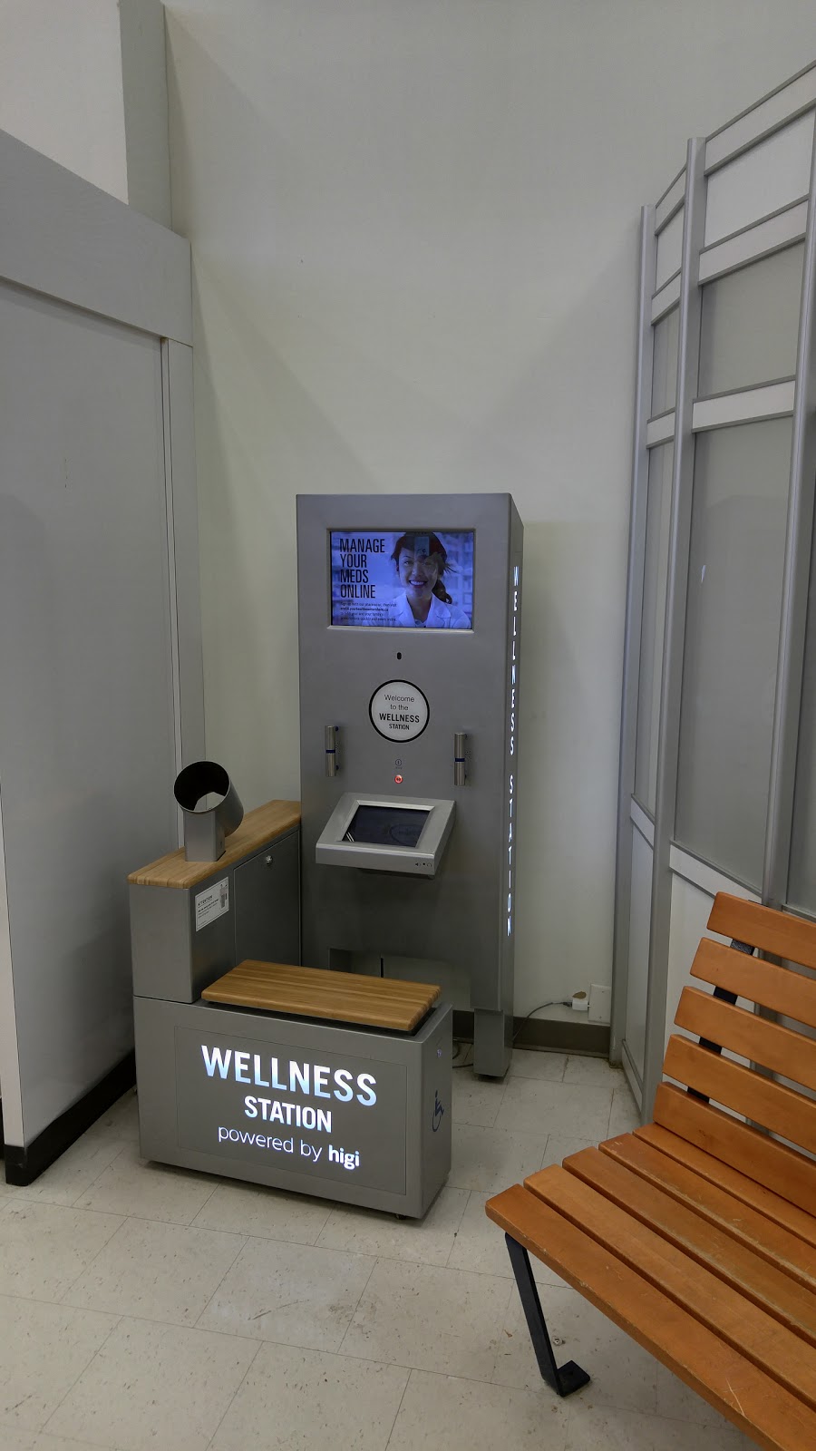 Loblaw pharmacy | 301 High Tech Rd, Richmond Hill, ON L4B 4R2, Canada | Phone: (905) 771-7315