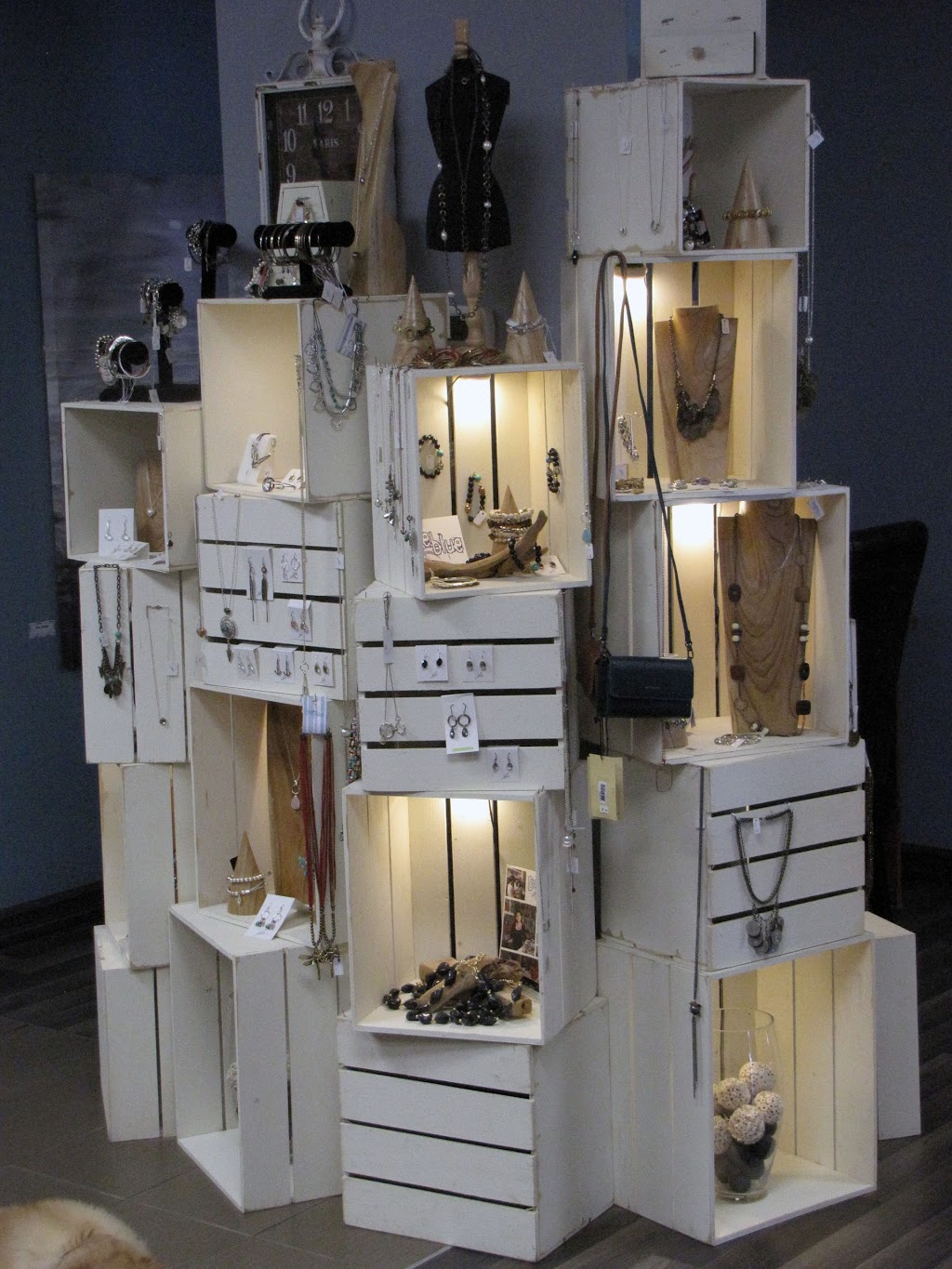 The LOFT Hair Design & Giftware Studio | 116 103rd St E B4, Saskatoon, SK S7N 1Y7, Canada | Phone: (306) 343-2003