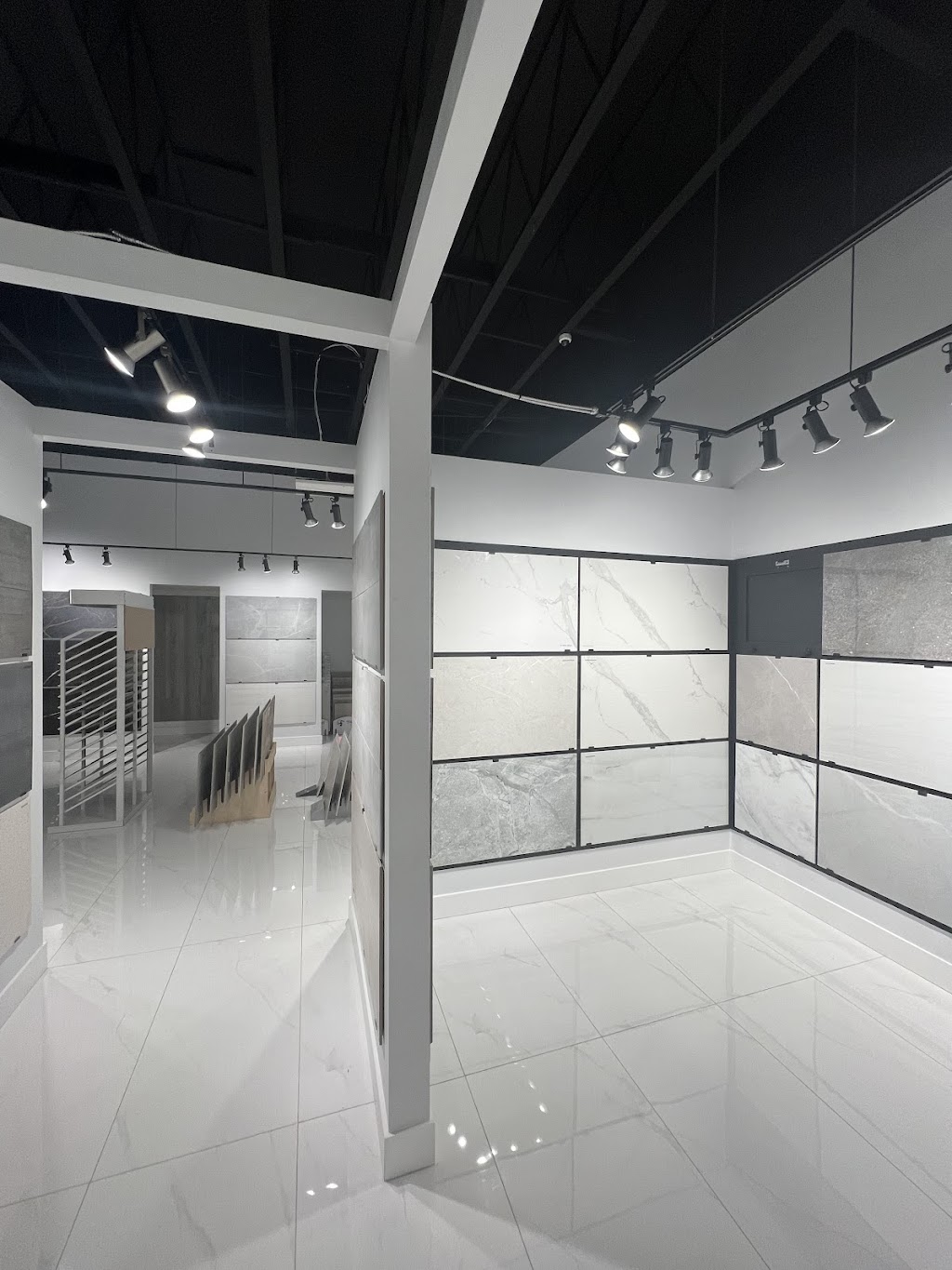 Northview flooring | 20167 Industrial Ave, Langley, BC V3A 4K6, Canada | Phone: (778) 927-0883