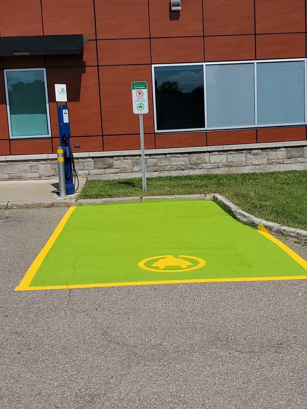 Marquage DM Inc. | 350 Av. des Prés, Saint-Boniface, QC G0X 2L0, Canada | Phone: (819) 696-8002
