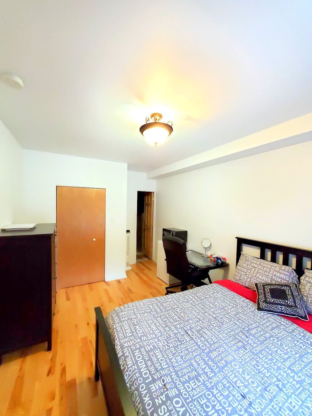 Maison Montplaisir | 1420 Av. Desjardins, Montréal, QC H1V 2G4, Canada | Phone: (514) 708-5580