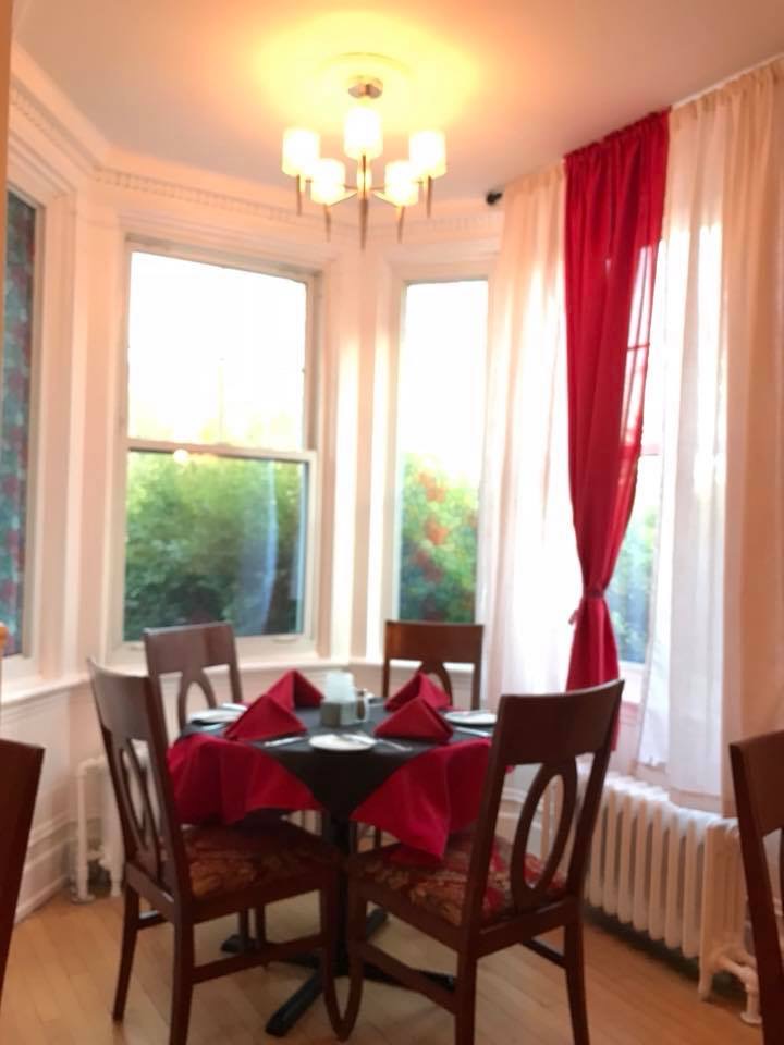 Le Stena au Notre-Dame | 133 Rue Notre-Dame-de-lîle, Gatineau, QC J8X 3T2, Canada | Phone: (819) 525-4959