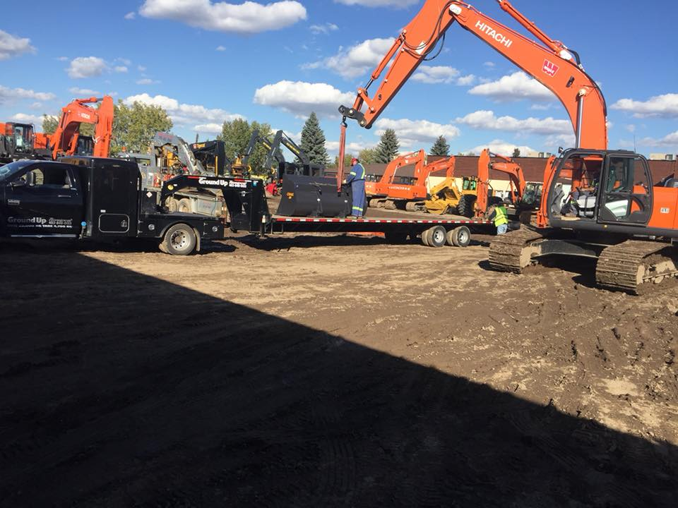 Ground Up Transport & Hotshot | 40 Churchill Pl, Blackfalds, AB T4M 0B6, Canada | Phone: (403) 848-0153