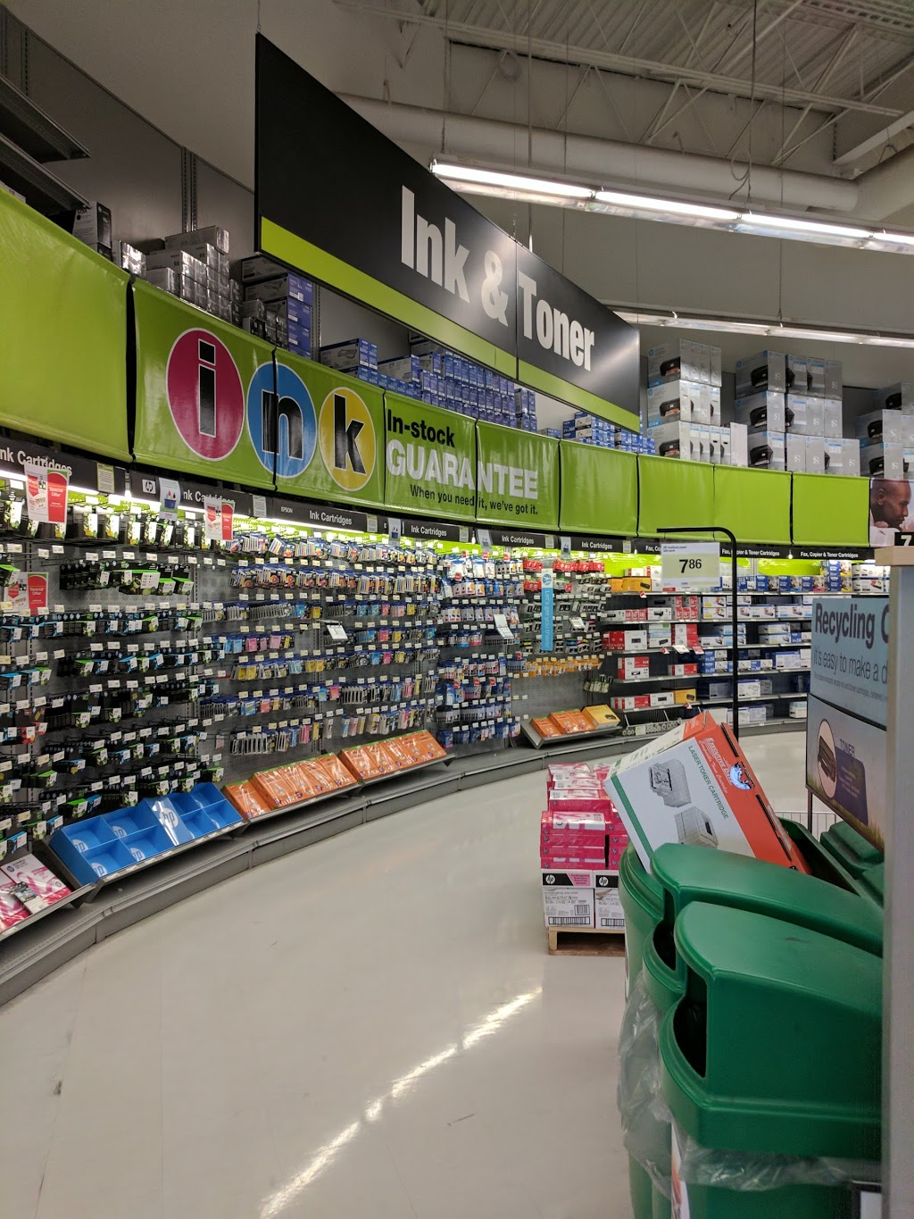 Staples Winston Churchill | 2460 Winston Churchill Blvd, Oakville, ON L6H 6J5, Canada | Phone: (905) 829-1960