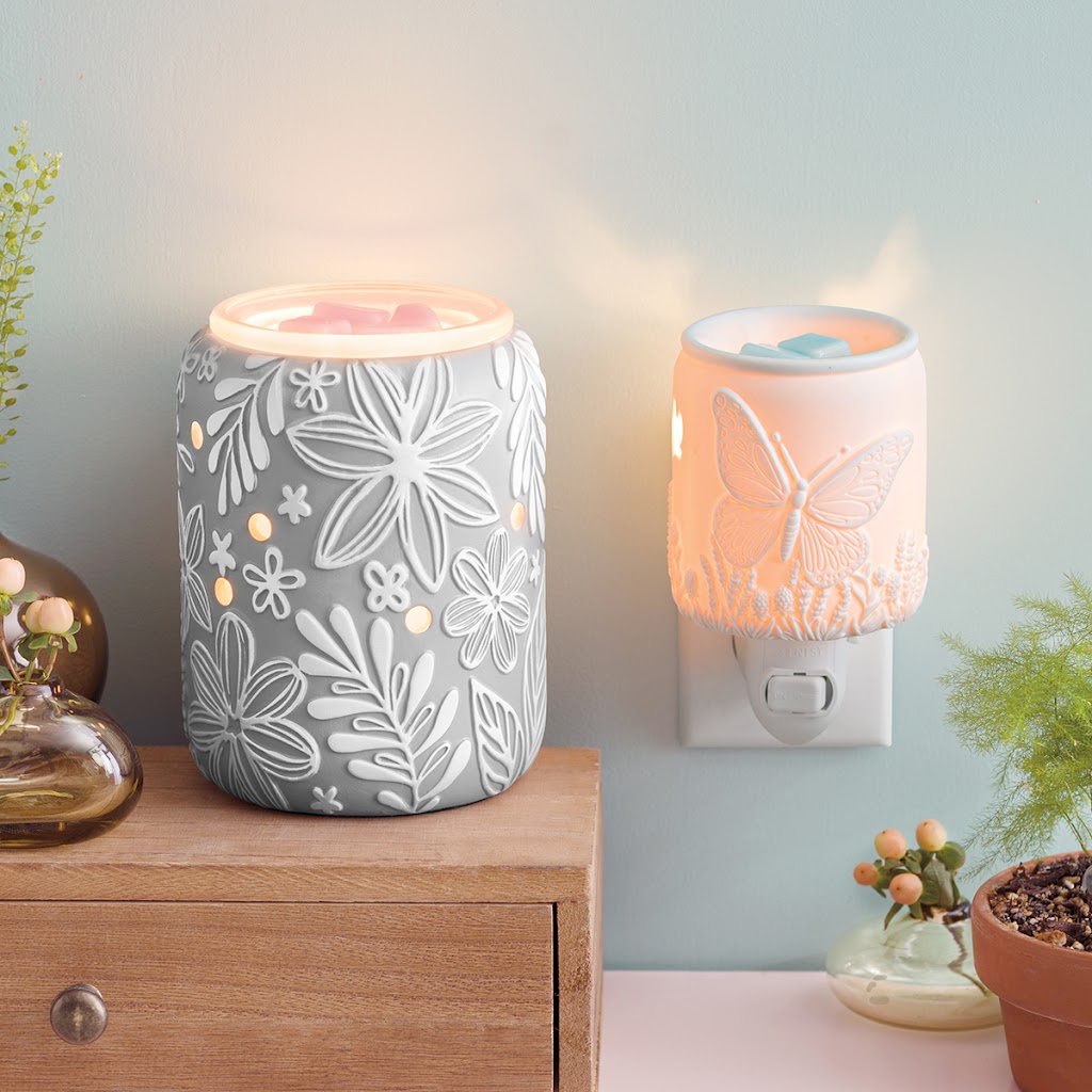 Tanya Charette - Independent Canadian Scentsy Consultant | 59 Redwood Ct, Welland, ON L3C 7G7, Canada | Phone: (800) 647-9287