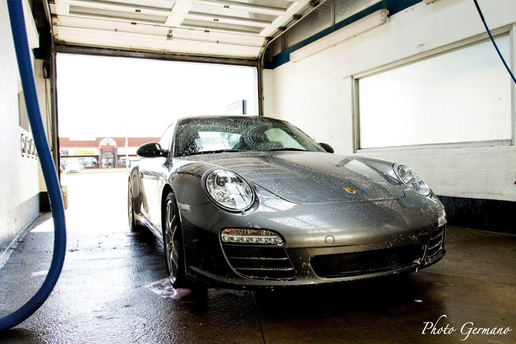 Lave Auto Libre Service Vimont Self Serve Carwash Montréal /Lava | 2257 Boulevard des Laurentides, Laval, QC H7K 2J3, Canada | Phone: (450) 967-7967