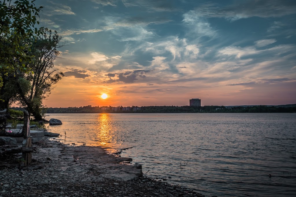 John Felice Ceprano | Sir John A. Macdonald Parkway, Ottawa, ON, Canada | Phone: (819) 682-0743
