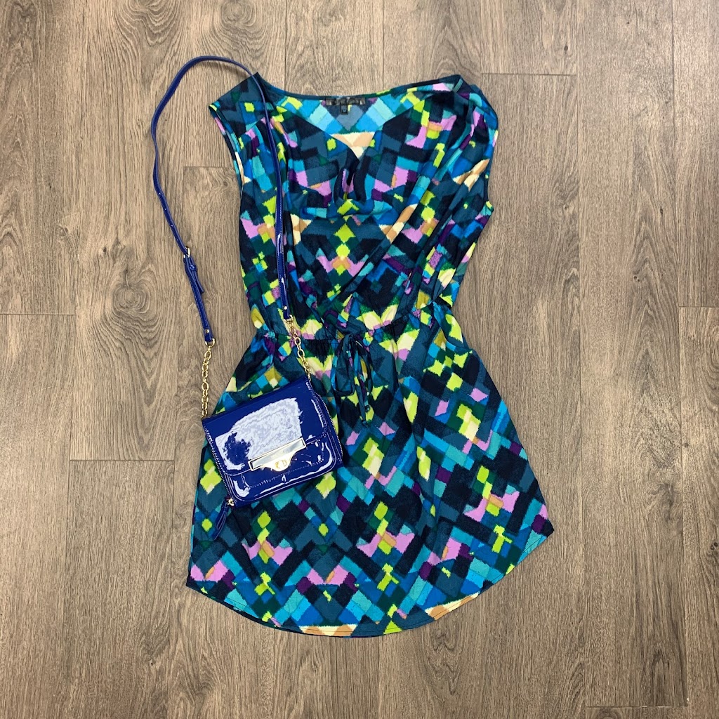 Closet Couture Boutique | 415 Fairview Dr, Brantford, ON N3R 7M3, Canada | Phone: (519) 758-0808