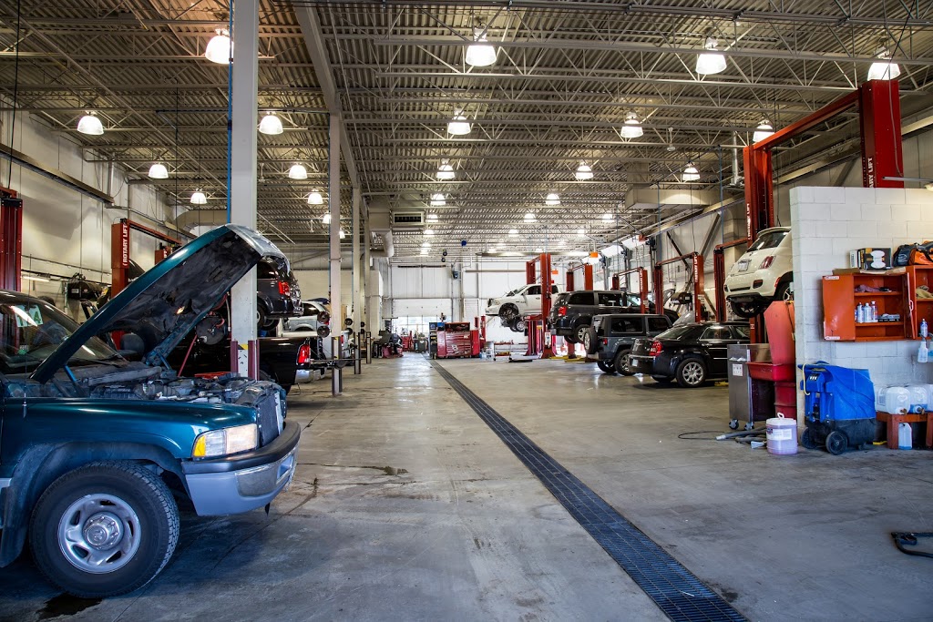 Capital Dodge Chrysler Jeep | 2500 Palladium Dr #1200, Kanata, ON K2V 1E2, Canada | Phone: (613) 271-7114