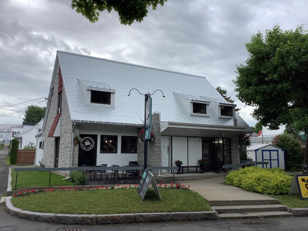 Espace La Caisse | 76 Rue Principale, Saint-Michel-de-Bellechasse, QC G0R 3S0, Canada | Phone: (418) 884-1836