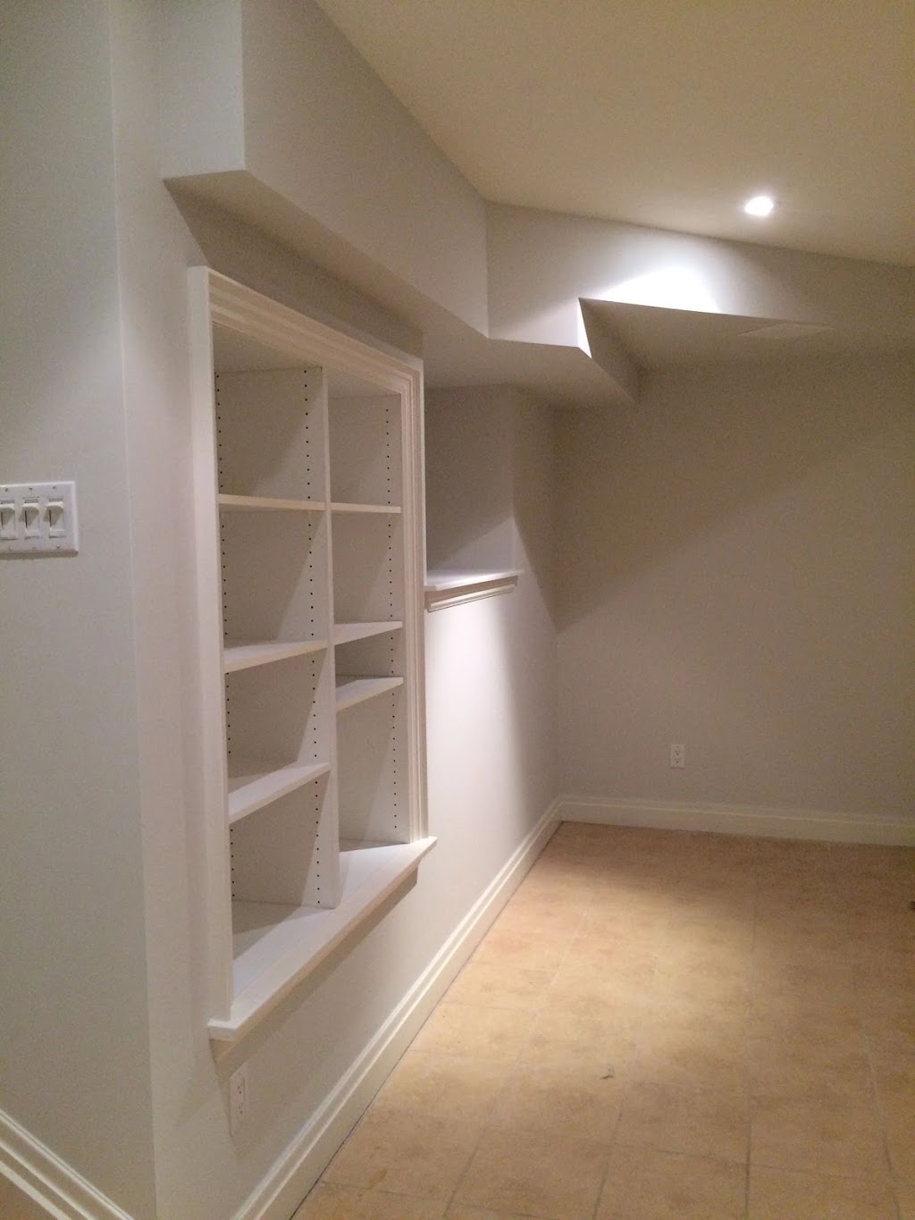 English Painter | 26 Lankin Blvd, East York, ON M4J 4W8, Canada | Phone: (416) 422-3532