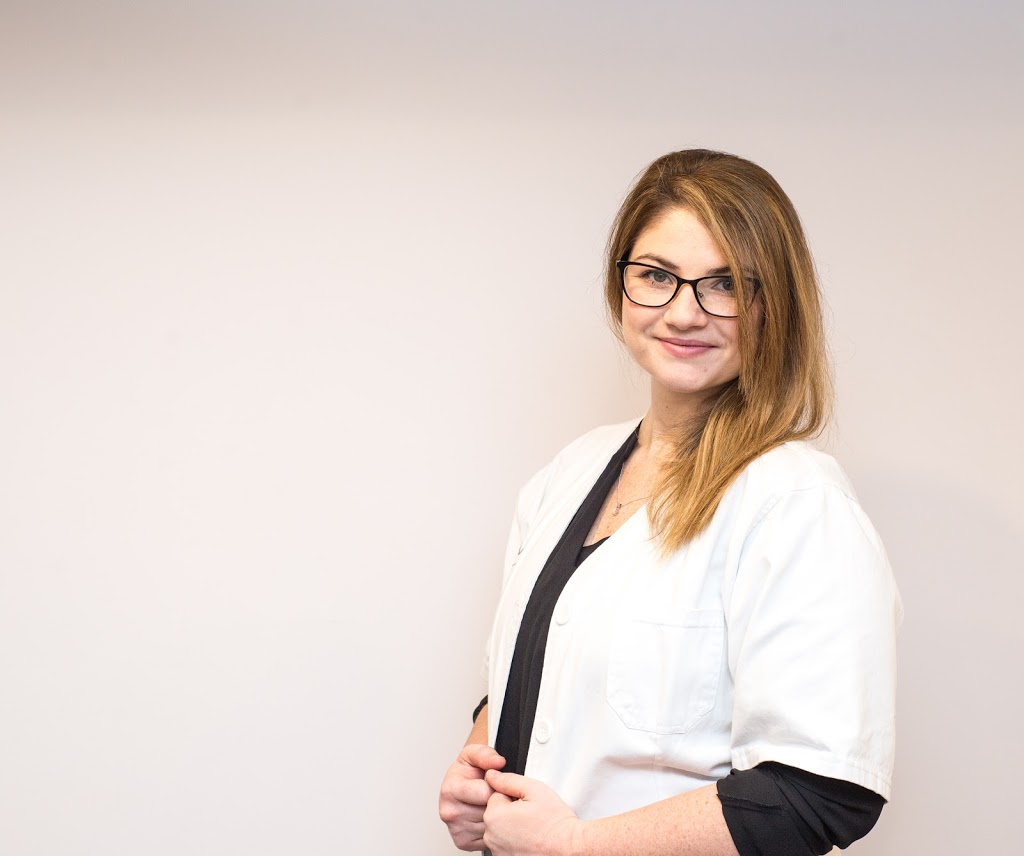 Alexs Beauty Bar | 34 Kidd Street, Bradford, ON L3Z 0V5, Canada | Phone: (416) 274-6805