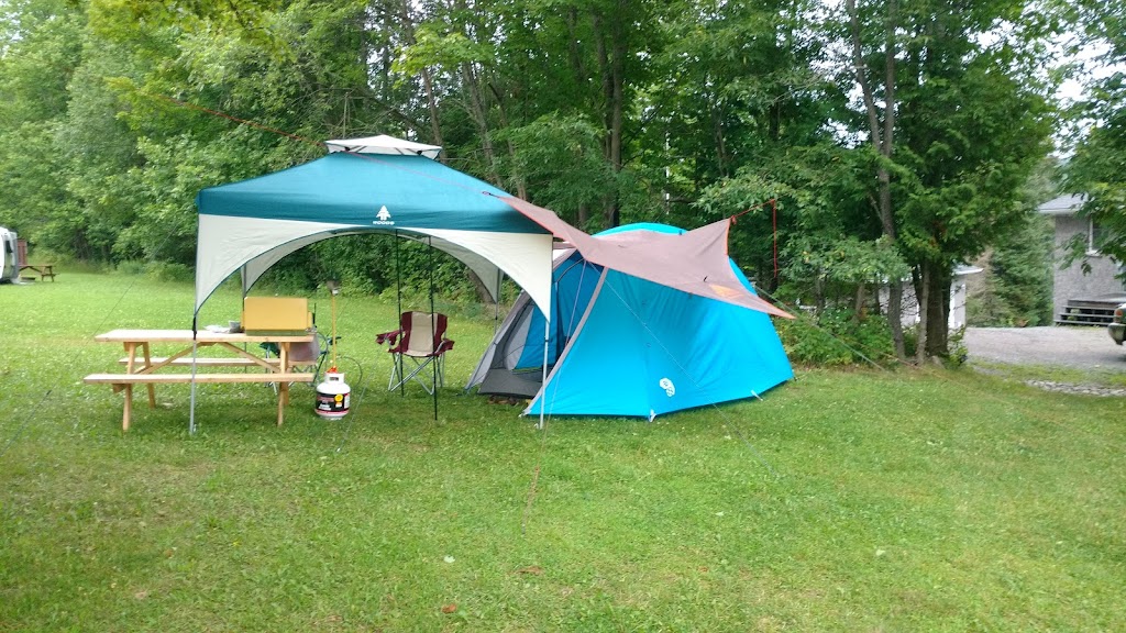 Sleepy Hollow Camping | campground | 1143 Nila Rd, West Guilford, ON K0M 2S0, Canada | 7057543490 OR +1 705-754-3490