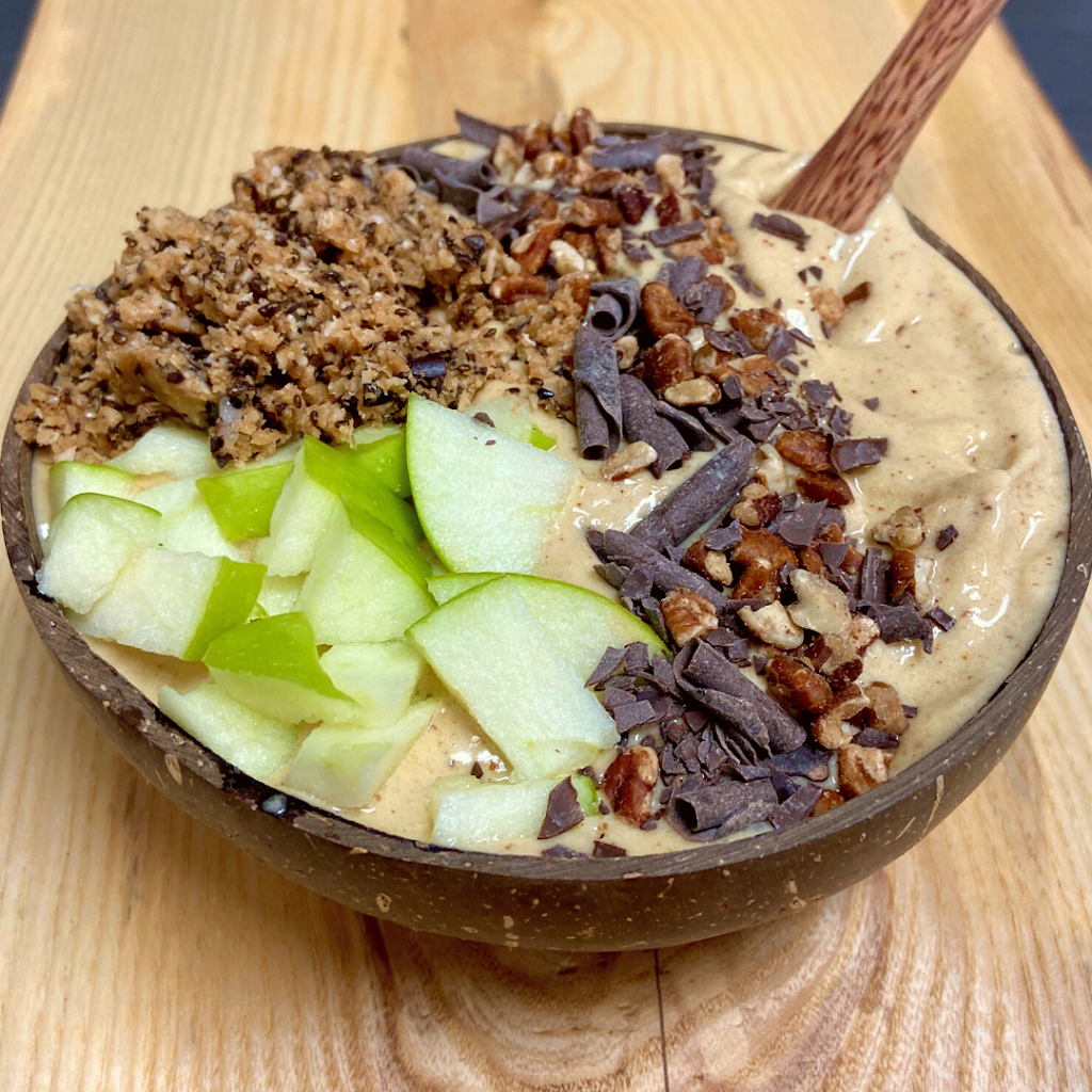 Unbelievabowl Smoothie Bowls | 420 Leacock Dr unit j, Barrie, ON L4N 5G5, Canada | Phone: (249) 880-5070