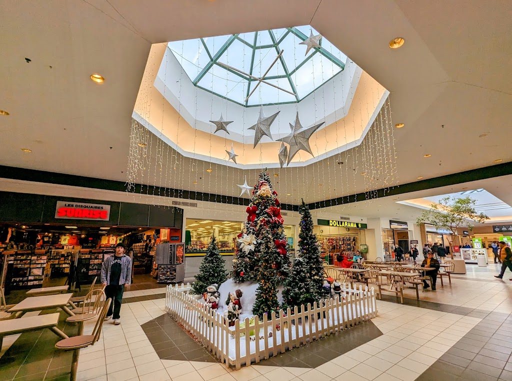 La grande place des Bois-Francs | 1111 Bd Jutras E, Victoriaville, QC G6S 1C1, Canada | Phone: (819) 357-3450