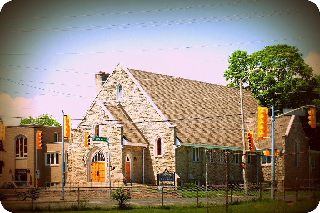 Northminster United Church | church | 676 Simcoe St N, Oshawa, ON L1G 4V7, Canada | 9057254133 OR +1 905-725-4133