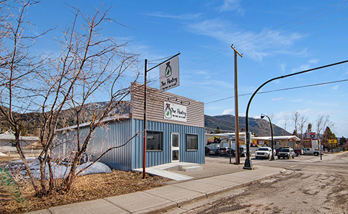 11777 20 Ave | 11777 20 Ave, Blairmore, AB T0K 0E0, Canada | Phone: (403) 753-3344